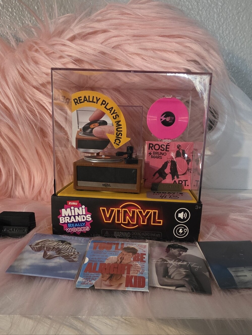 Mini Brands Recor Player With Vinyls